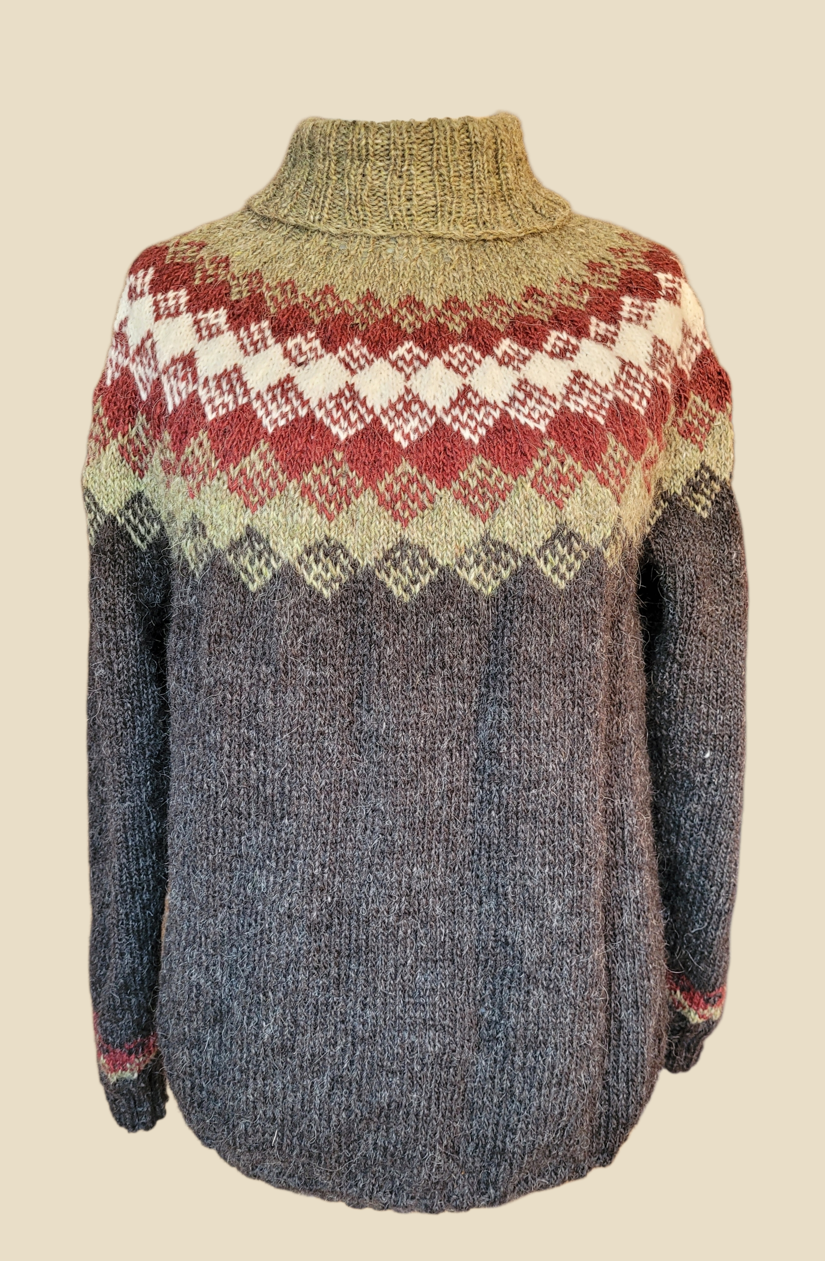 Handgestrickter Islandpullover hiutaneule aus Lettlopi in Größe L